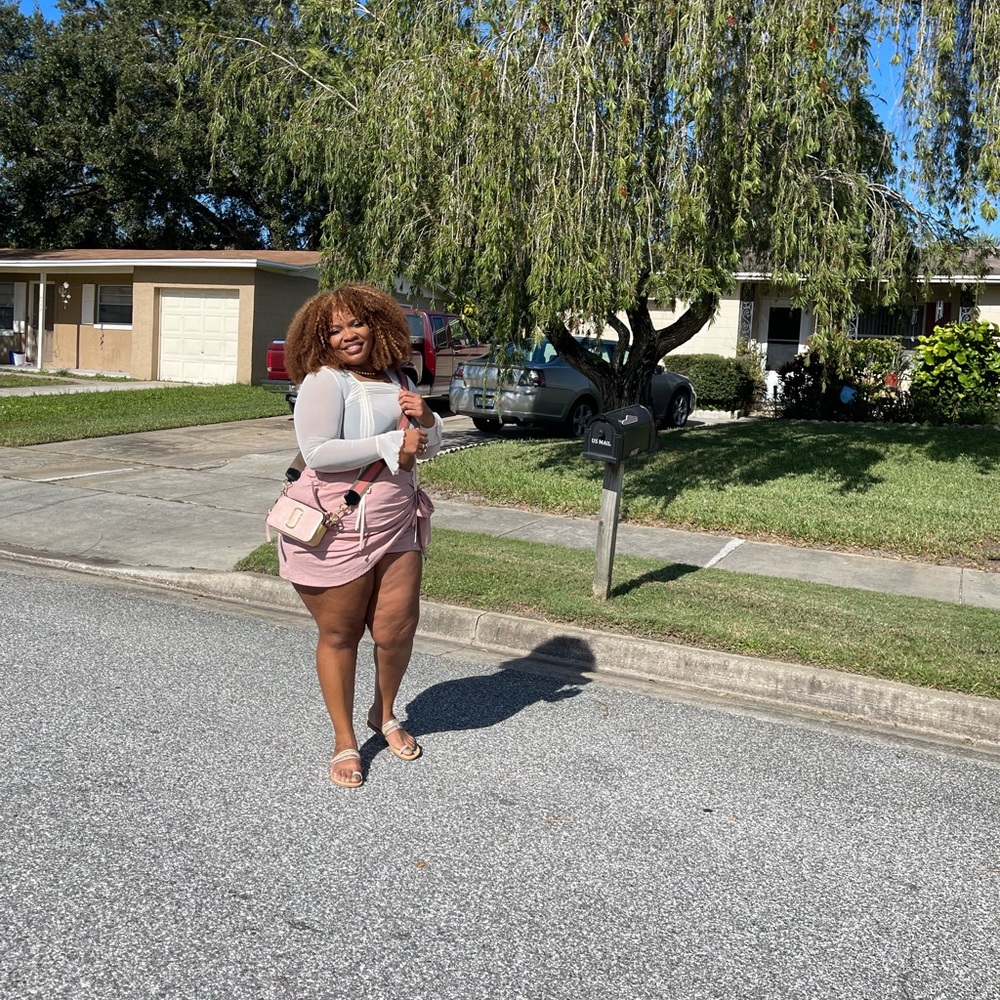 Meet your Posher, Jasmine